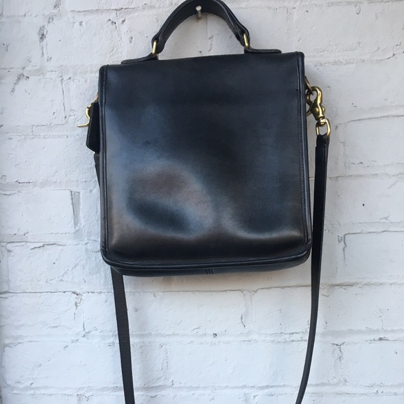 Vintage COACH Station Bag - Picture 2 of 5